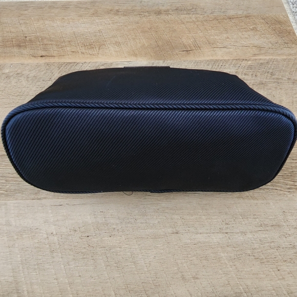 Goodfellow & Co. Toiletry Bag - Picture 5 of 9